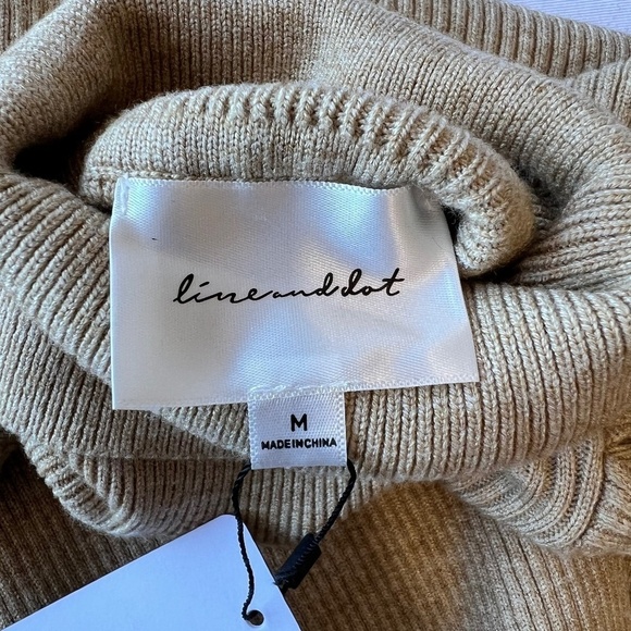 NWT - Line and Dot Aria puff sleeve ribbed turtleneck - Picture 6 of 9